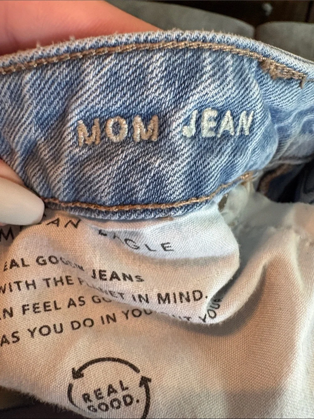 American Eagle Outfitters Light Blue Distressed Mom Jeans Size 12 - Picture 6 of 12
